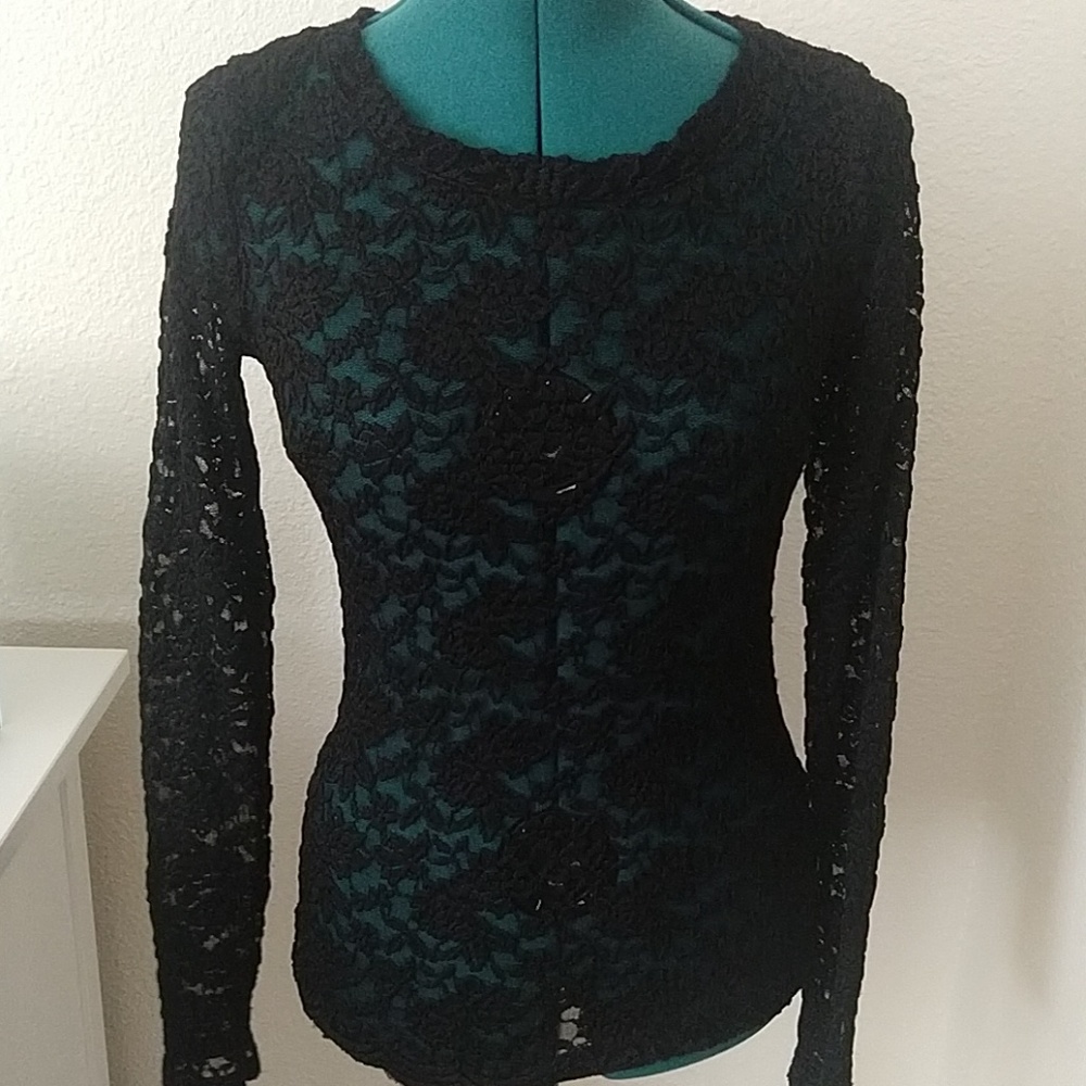 Stretchy Lace long sleeve blouse